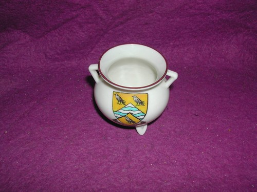 Goss crested china kininmonth - crested,