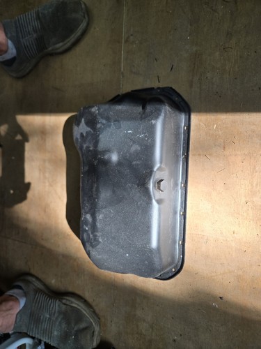 Engine oil sump - oil, pan