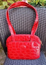 Luigi Structured Red Textured Italian Leather Shoulder Bag Very Good Condition 