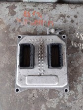 Vauxhall Zafira 1.6L Engine Control Unit ECU 55571558 - L88 #J5