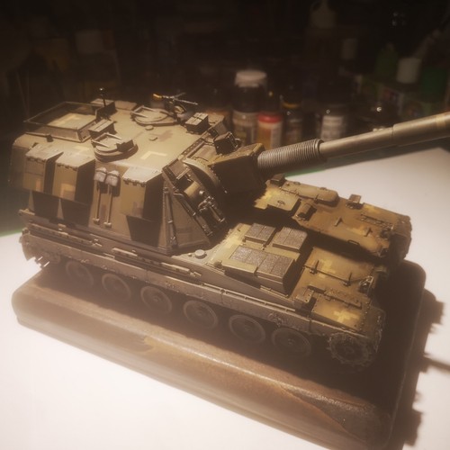 Built and painted - 1/35,