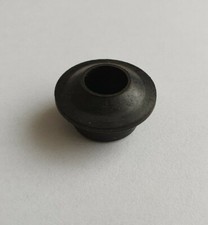 DAVID BROWN 3 CYL & 990 ONWARDS TRACTOR INLET VALVE STEM SEAL  K940481