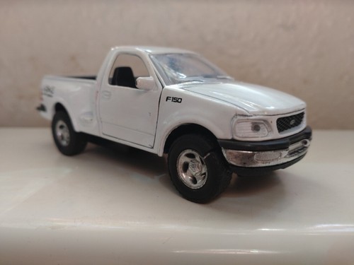 Welly 1997 ford - ford, no.9737