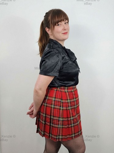 Black glossy satin short
