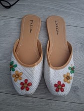 Women punjabi back open mules