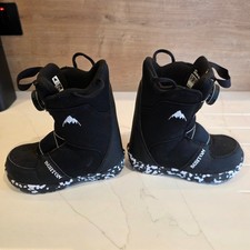 kids snowboard boots