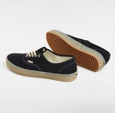 Women’s VANS Authentic