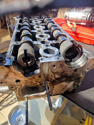 2013 jaguar cylinder head - 2013,