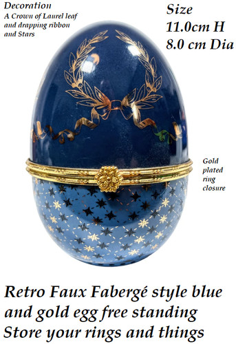 Russian style egg hinged