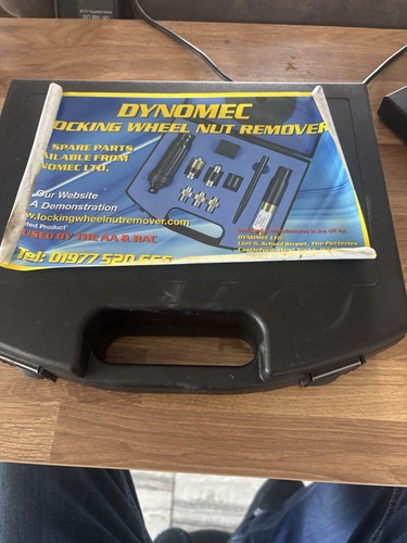 Dynomec locking wheel nut - dynomec,