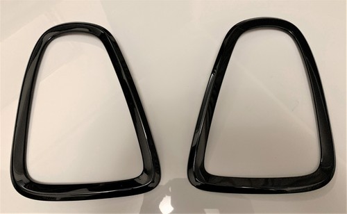 Gloss black tail light - tail,