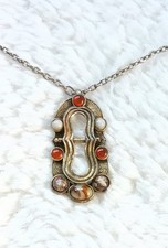 Miracle Signed Vintage Revival Agate Golden Pendant Necklace