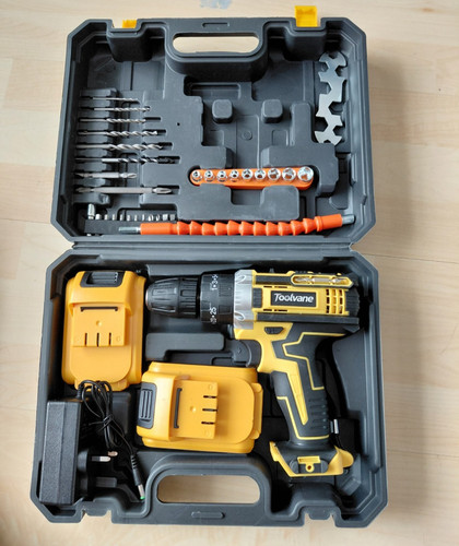 Cordless drill - ,