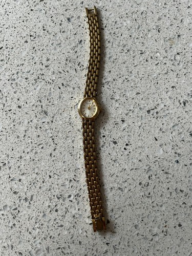 Vintage citizen quartz oval - citizen,