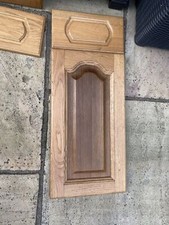 KITCHEN DOOR- OAK 300 x 560mm