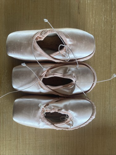 Freed pointe shoes 0 xxx - 4.5,