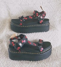 DR martens hello kitty vegan