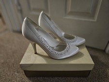 Monsoon Ivory Satin court Bridal Shoes Size UK 6.5 Euro 40 diamanté + Pearl gems