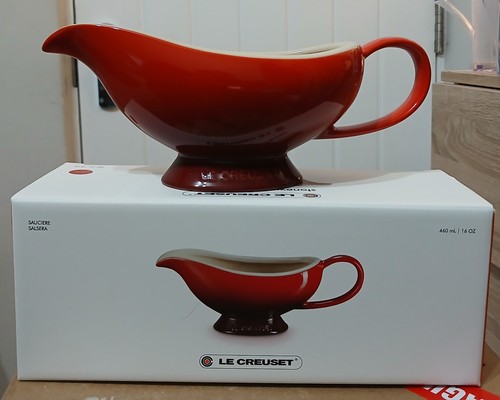 Creuset stoneware gravy jug - le,