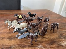 COLLECTION OF VINTAGE  PLASTIC