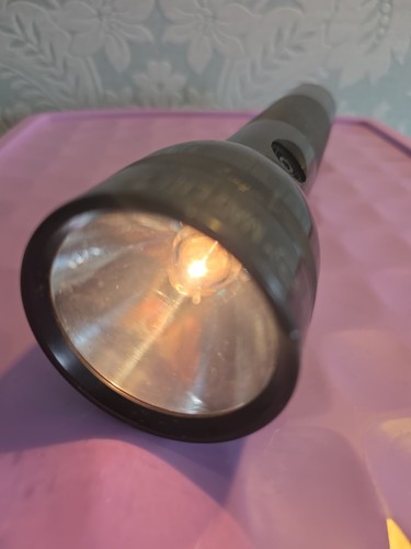 Mag lite cell - cell, torch