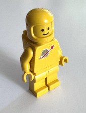 Vintage Space LEGO Yellow Mini Figure 1980s