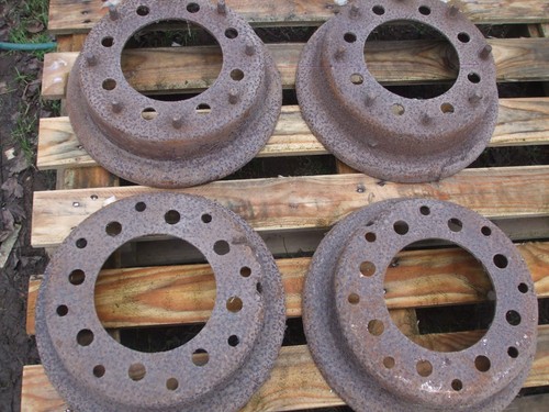Wheels living van - x,