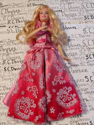 Barbie princss and the popstar