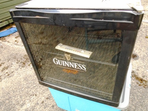 Guiness drinks husky table - guiness,