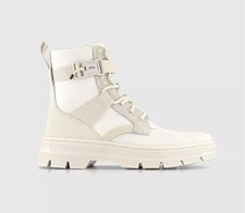 Dr. Martens Combs Tech II