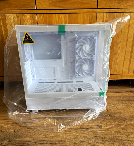 Montech white atx mid tower - white,