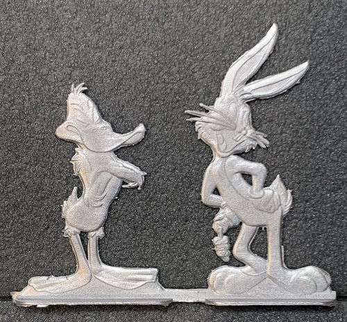 Flat figures tin figures