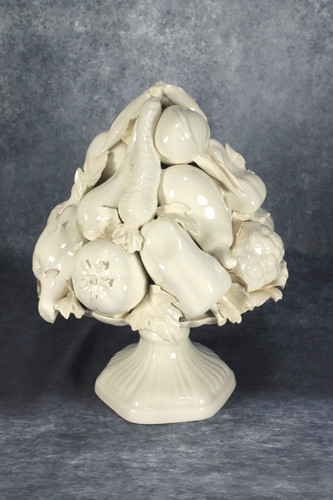 Vintage capodimonte white - vintage,