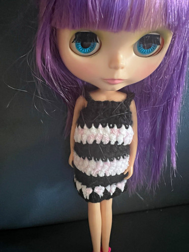 Cute crochet yarn - doll, dress