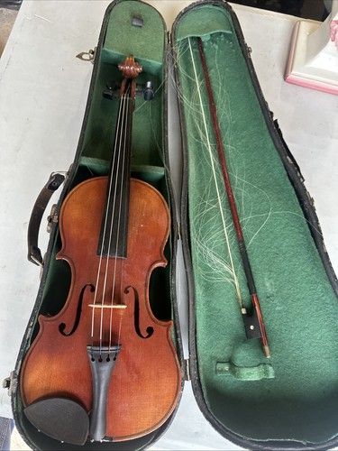 Antique violin with bow - antique,