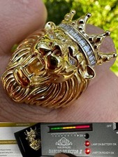 Lion W. Moissanite Baguette