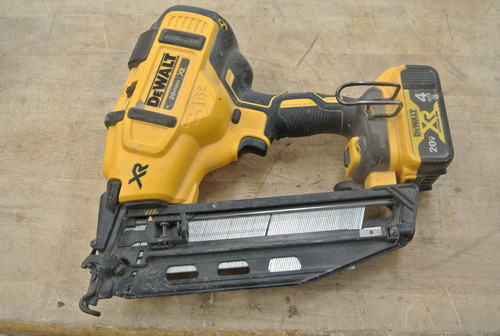 Dewalt dcn660b 20v ga - dcn660b, 16