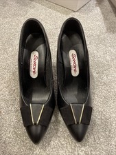 Saxone Vintage Heels Size