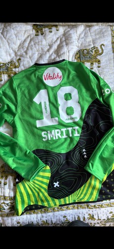 Match worn smriti mandhana - match,