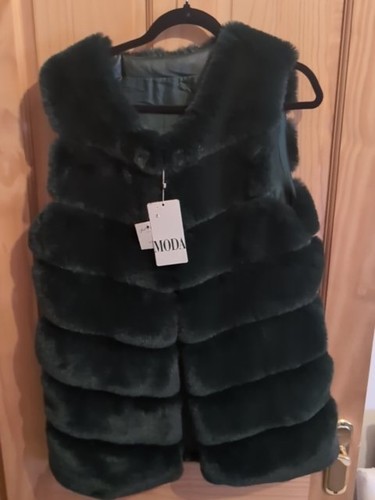 Mode green faux fur - fur, body