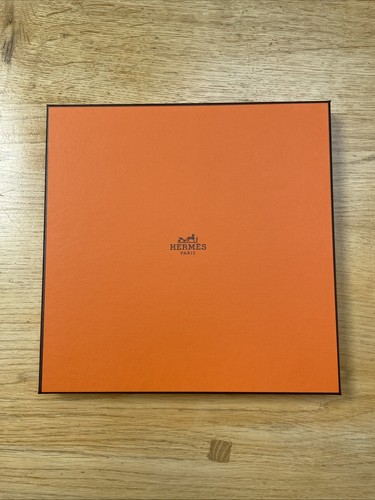 Hermes scarf 24x24x2 empty - hermes, cm