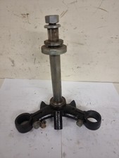 YAMAHA DS6 YDS6 BOTTOM YOKE STEERING STEM