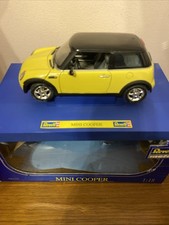 Revell 1:18 Scale Mini Cooper Yellow Die-cast Model Boxed