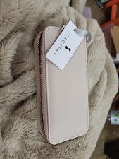 Stackers Medium Zipped Travel