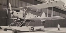 VICKERS VILDEBEEST FLOATS