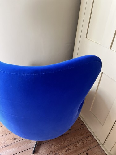 Iconic egg lounge chair - iconic,