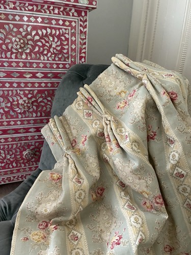 Bespoke designer kate - designer, forman