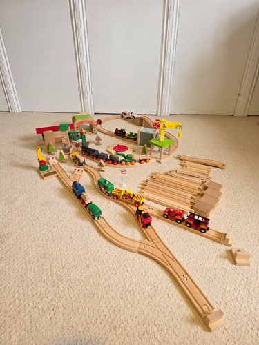 Large brio train set - large,