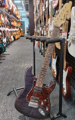 Combat stratocaster type - combat,