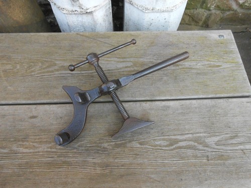 Vintage iron floorboard - iron,